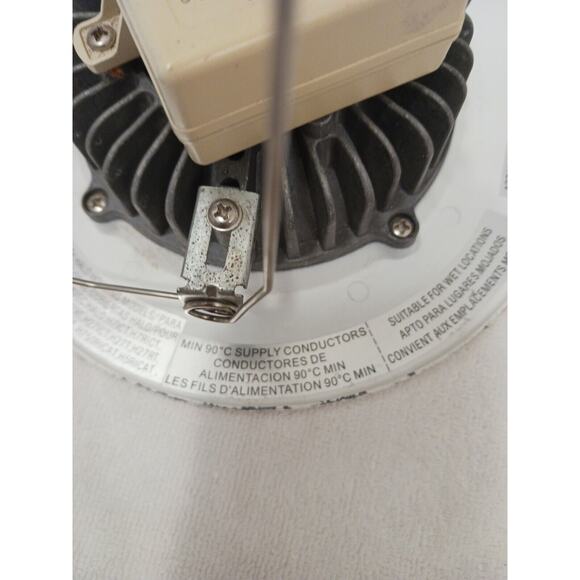 Intertek 7.5" Canned Light USED GOOD OK For WET Works - Picture 9 of 13